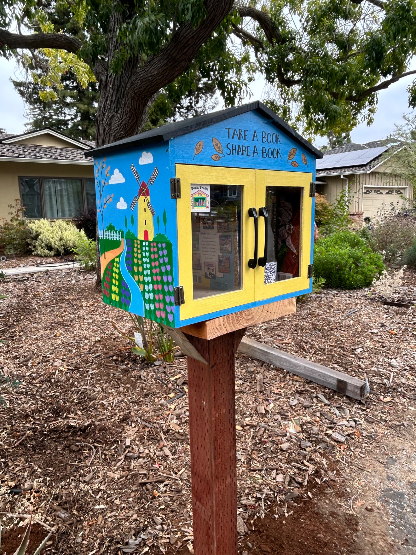 Dutch Countryside book box in Los Altos
